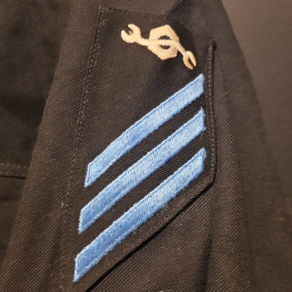 Vintage US Navy Enlisted Dress Jumper Cracker Jack  42R Patches NMCB 5 - Picture 3 of 8